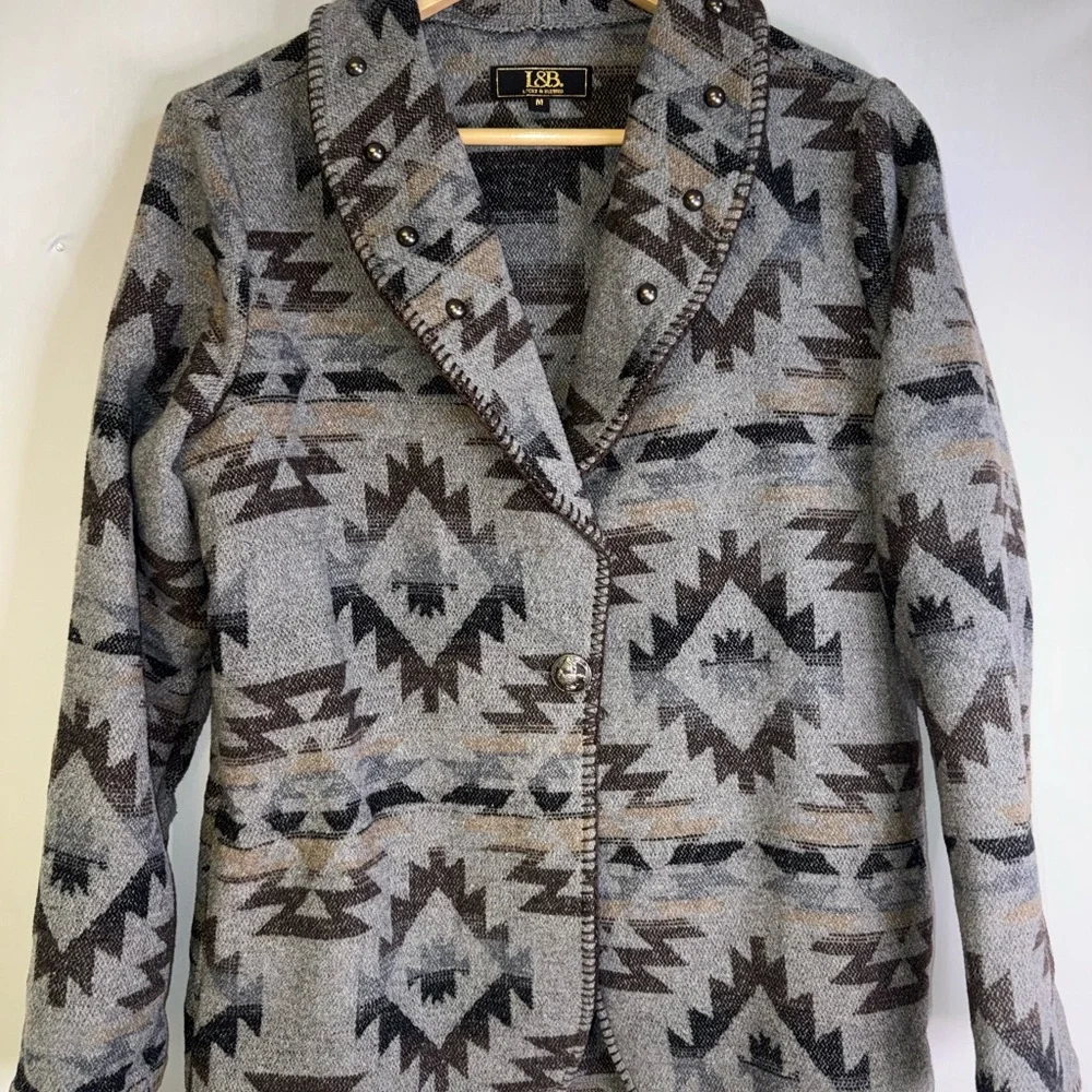 L&B‎ Western Aztec Jacket Womens medium